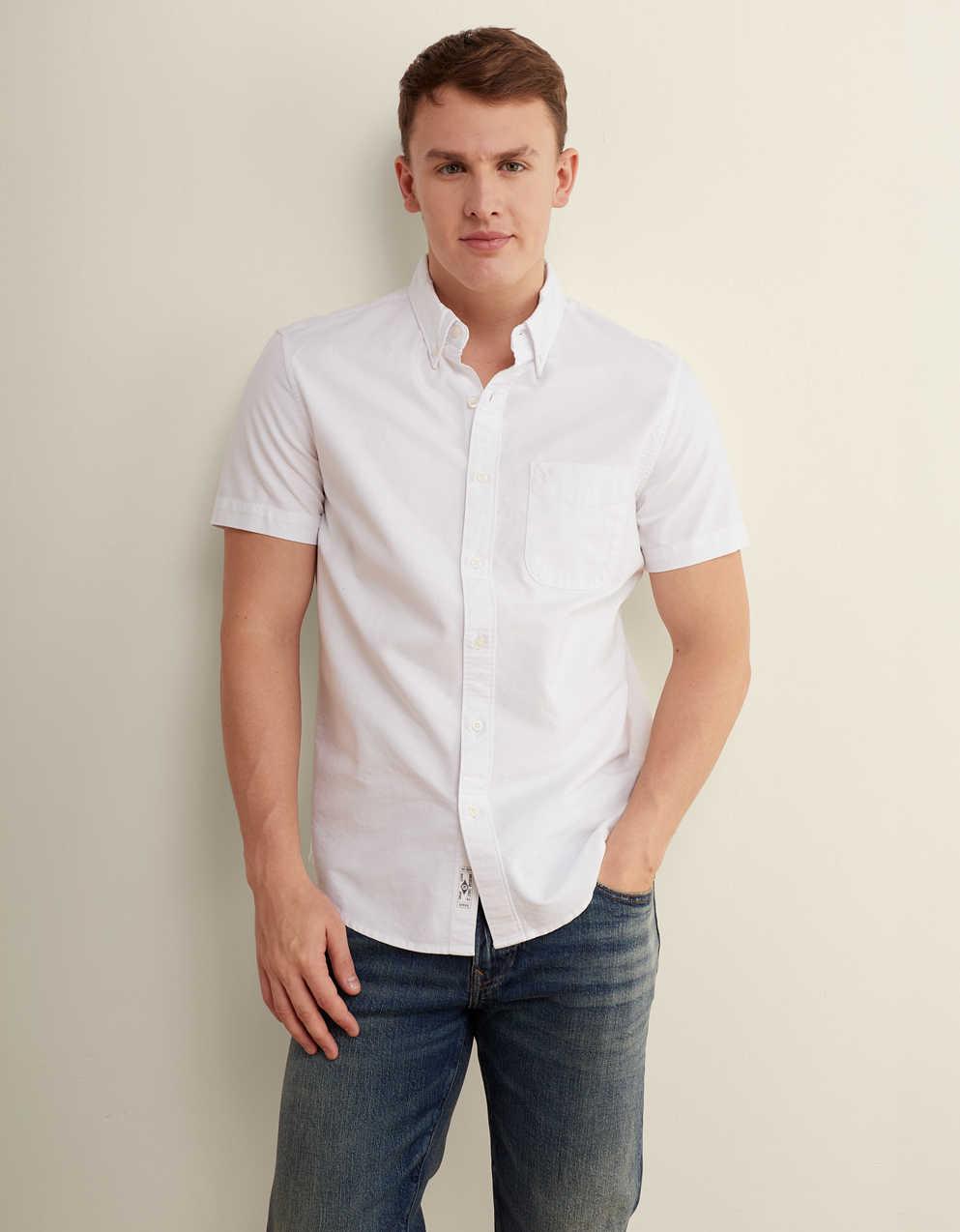 AE Short-Sleeve Slim Fit Button-Up Shirt