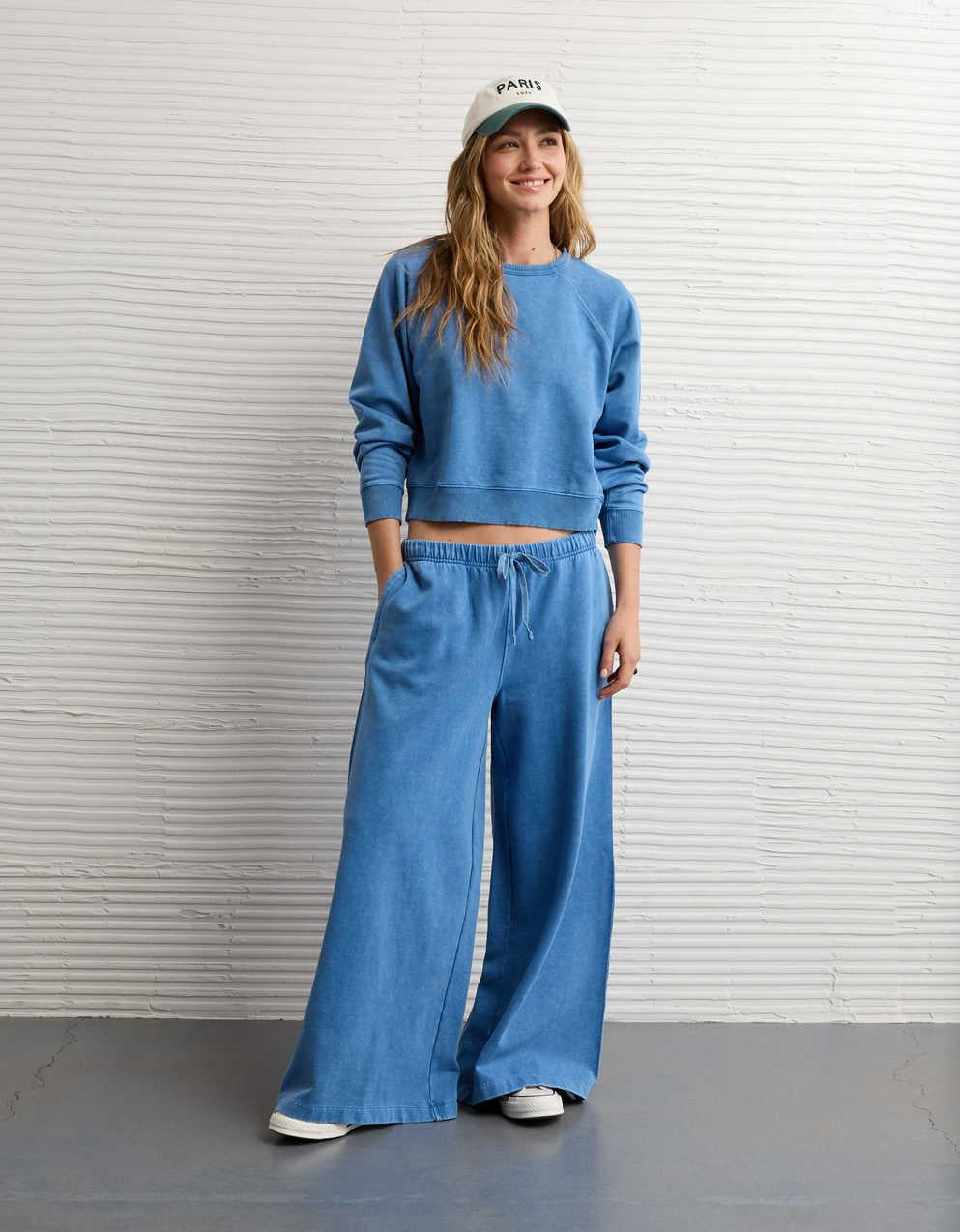 AE Everyday Luxe Wide-Leg Sweatpant
