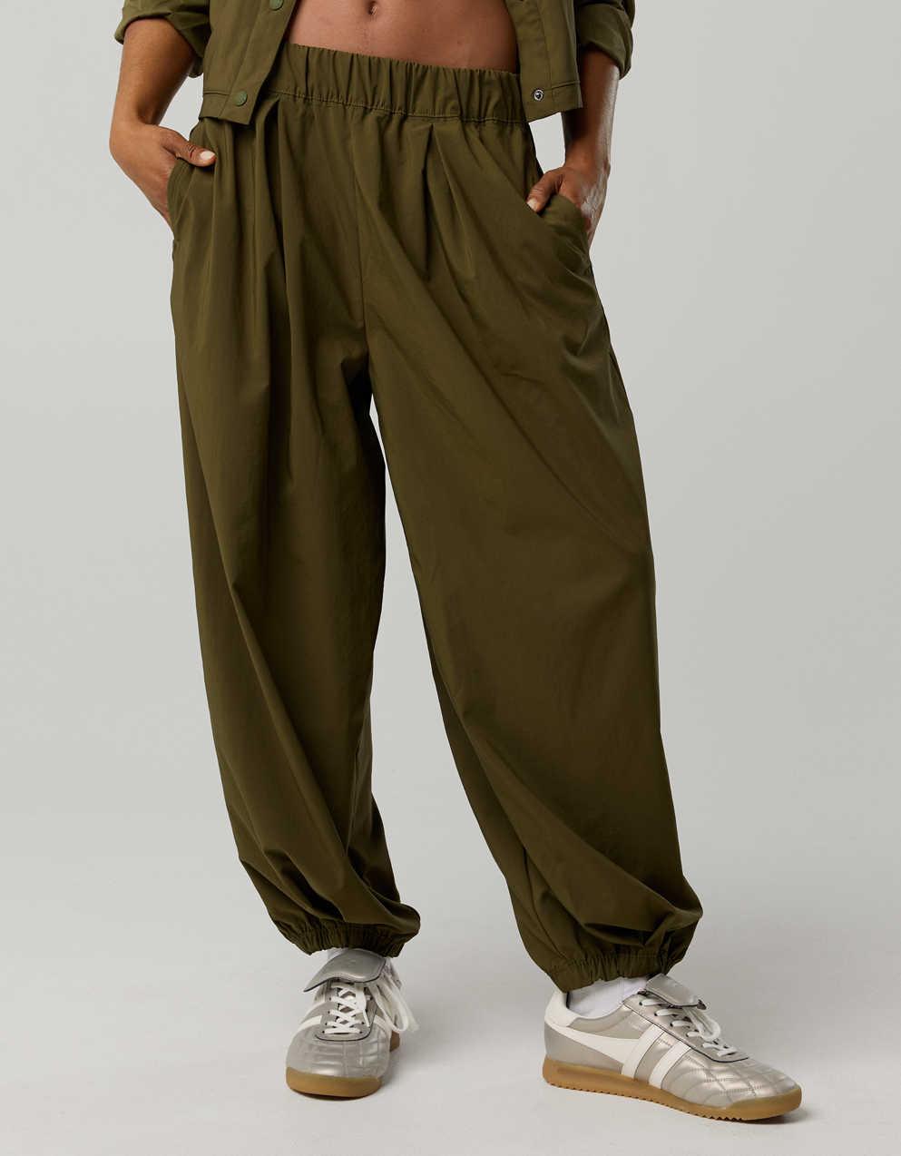 OFFLINE By Aerie Nice Moves Balloon Pant