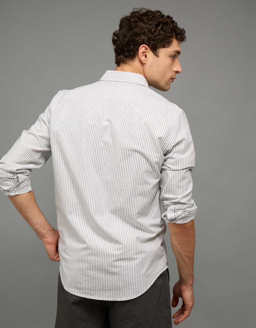 AE Everyday Slim Oxford Button-Up Shirt