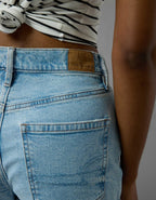 AE 6" Strigid Super High-Waisted Relaxed Denim Short