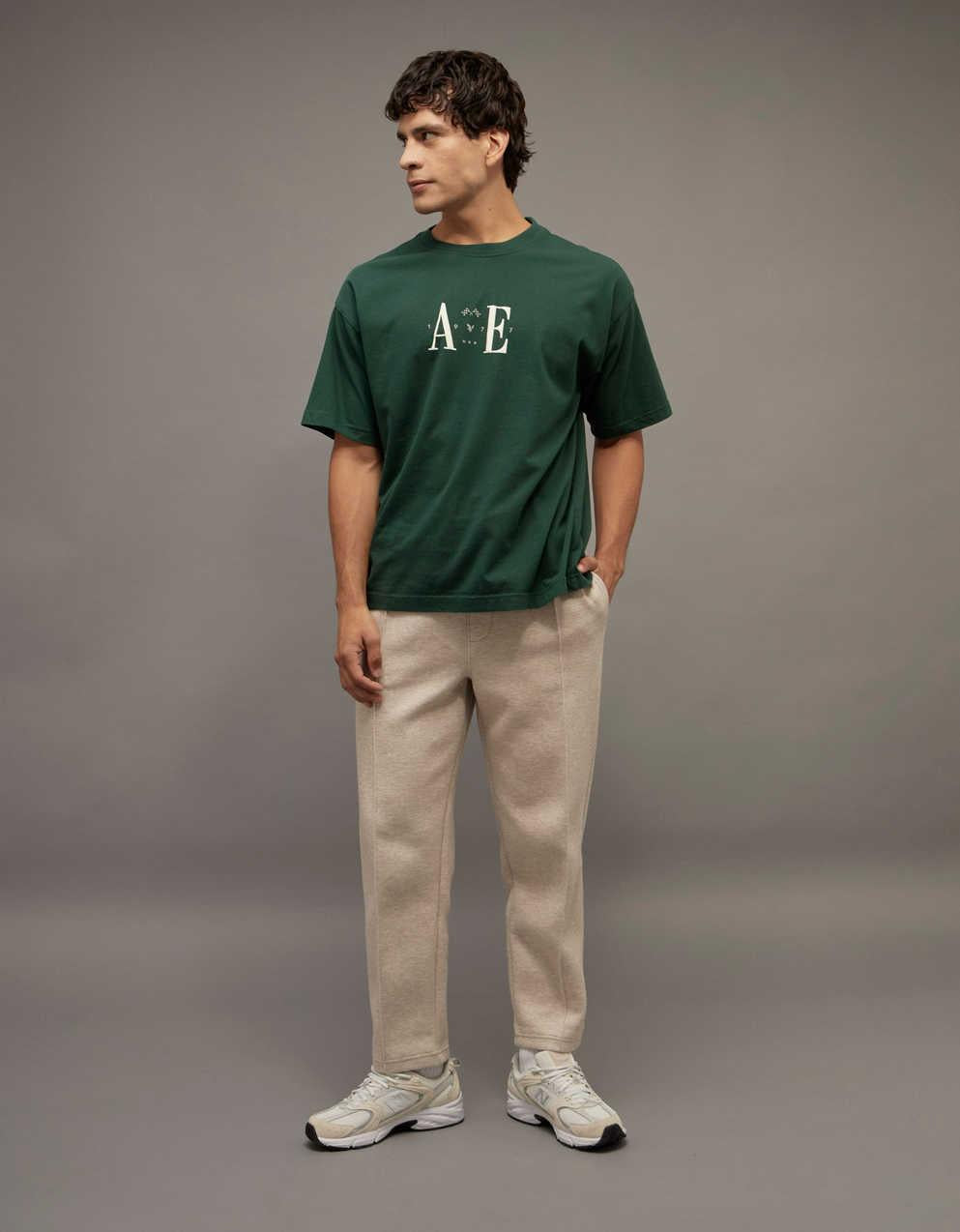 AE Oversized Graphic T-Shirt