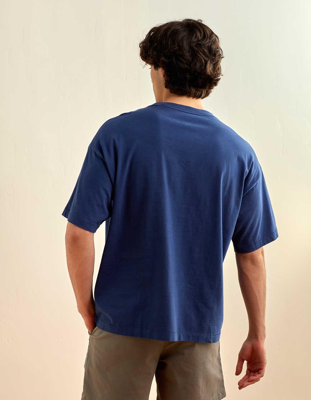 AE Relaxed Logo Graphic T-Shirt