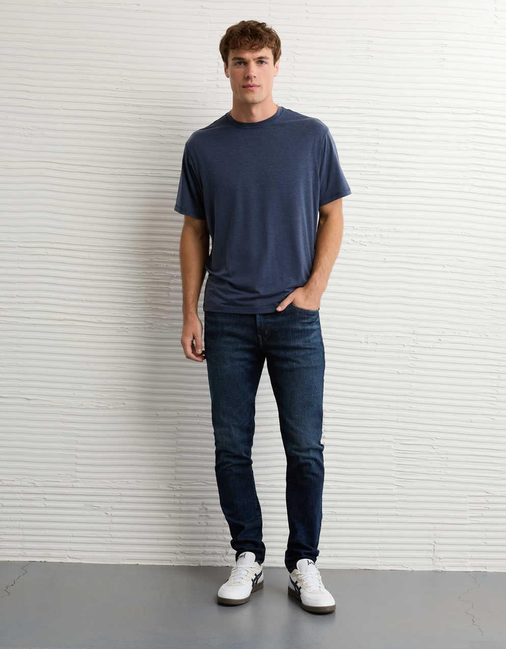 AE 24/7 Move Free Athletic Skinny Jean