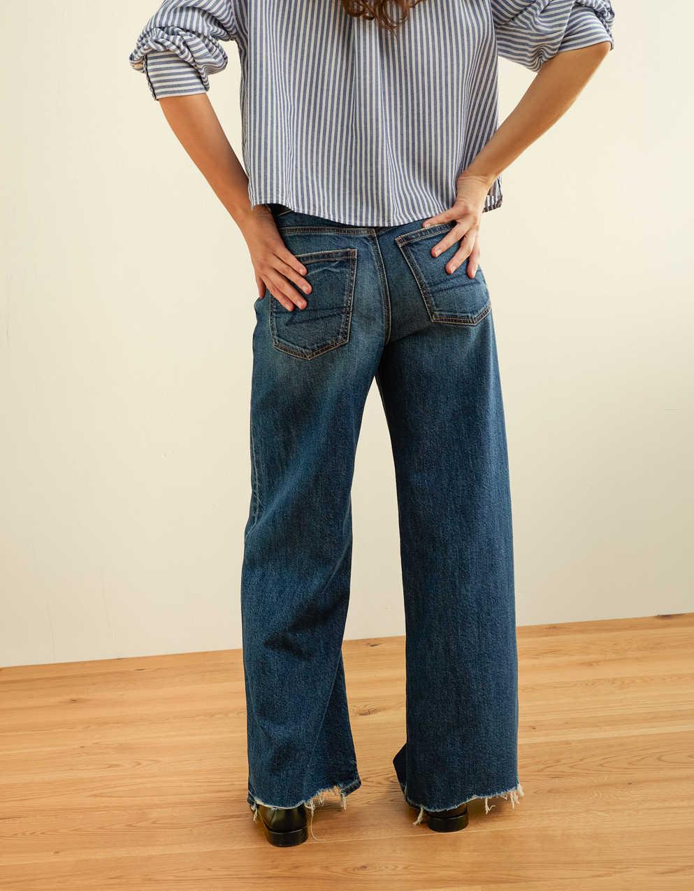 AE Super High-Waisted Ultra Wide-Leg Jean