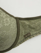 Show Off Vintage Lace Plunge Push Up Bra