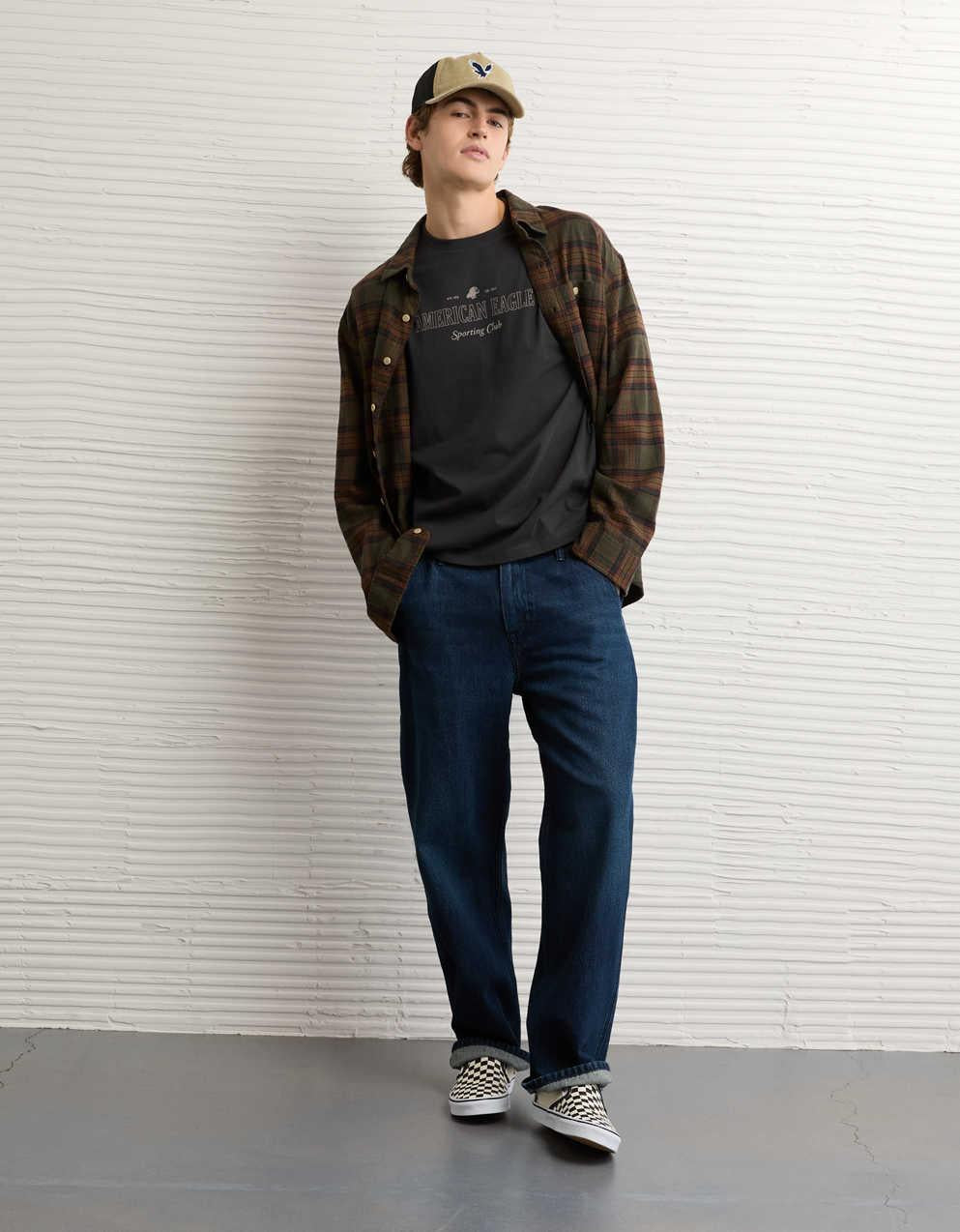 AE Standard Fit Logo Graphic T-Shirt