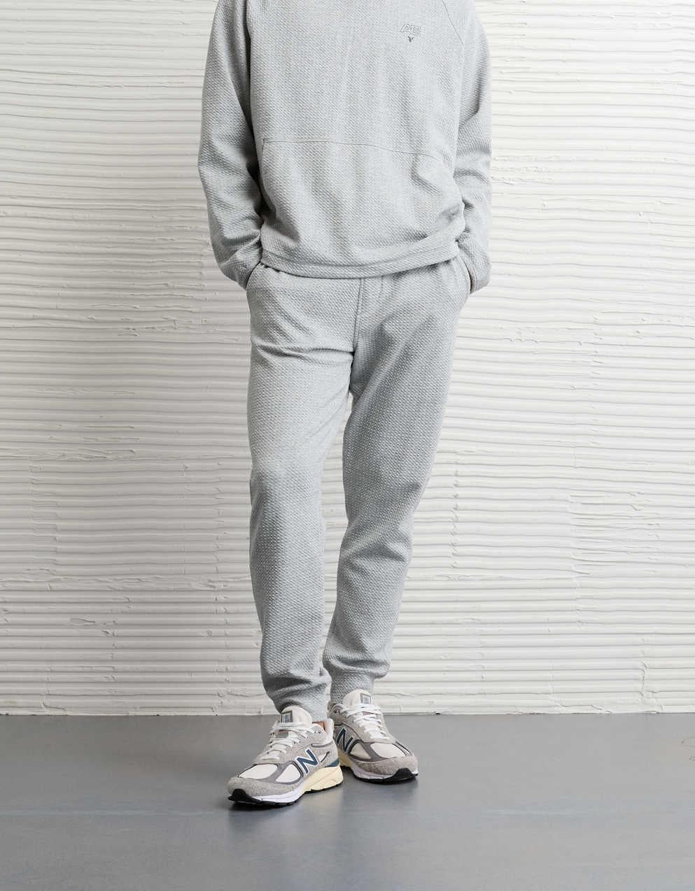 AE 24/7 Textured Fleece Jogger