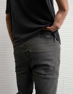 AE 24/7 Temp Tech Athletic Skinny Jean