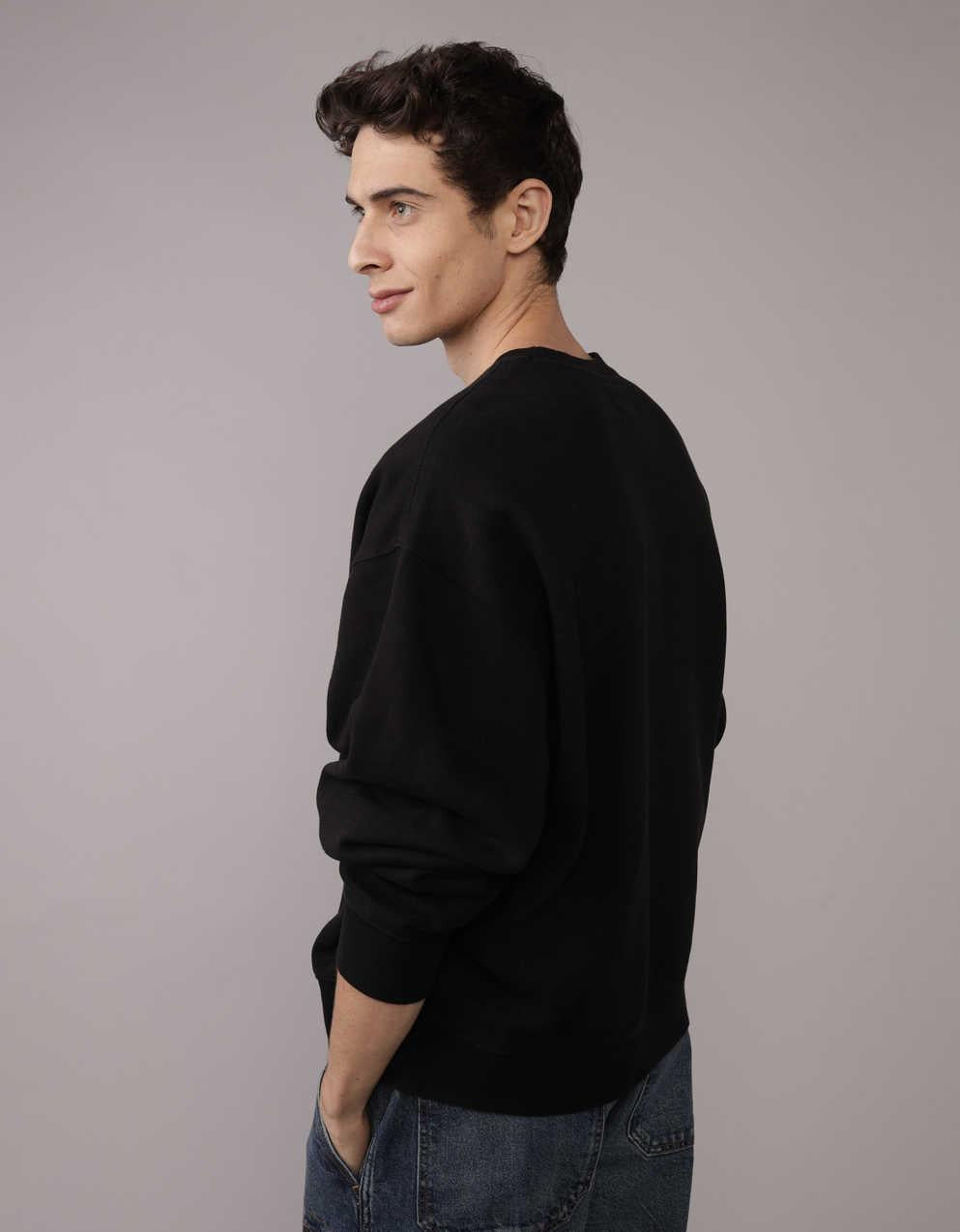 AE Graphic Crewneck Sweatshirt