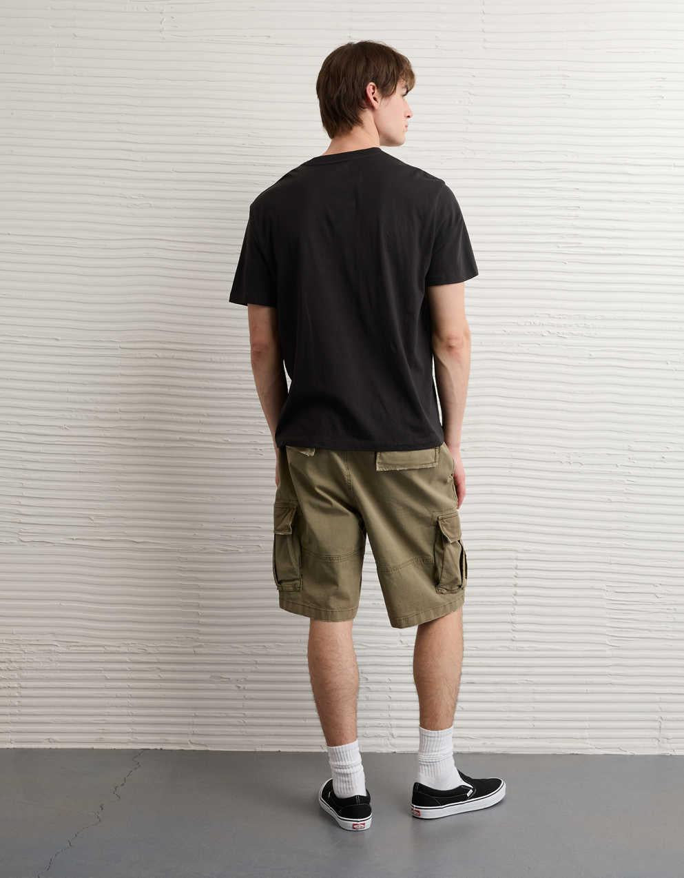 AE Standard Fit Lightweight Logo T-Shirt