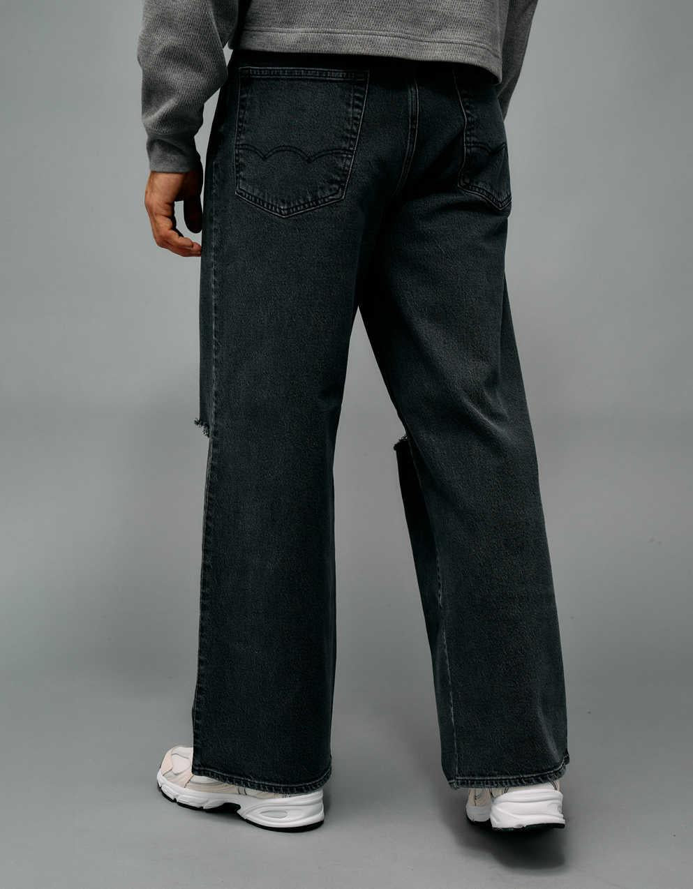 AE Ultra Baggy Jean