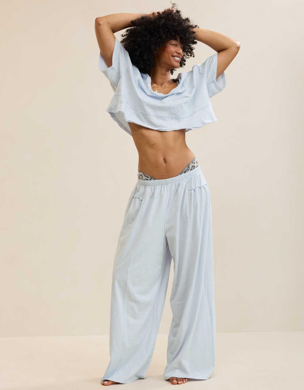 Aerie Happiest Cropped V Neck T-Shirt