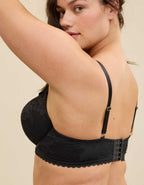 Show Off Feeling Femme Lace Plunge Push Up Bra