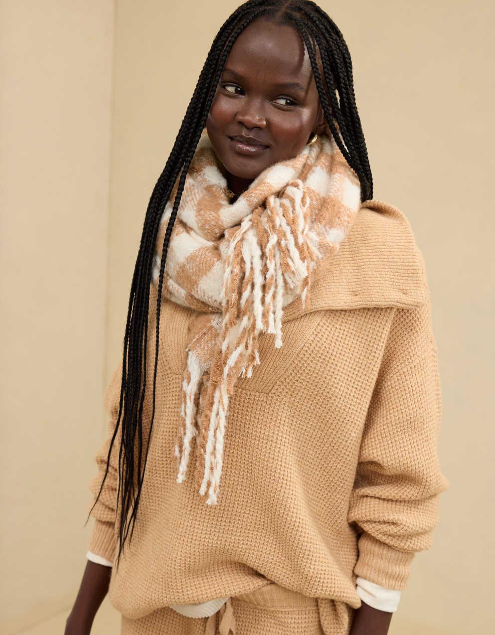 Aerie Woven Boucle Fringe Scarf