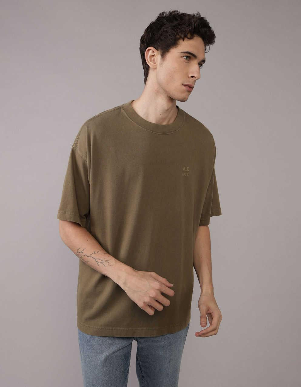 AE Oversized Graphic T-Shirt