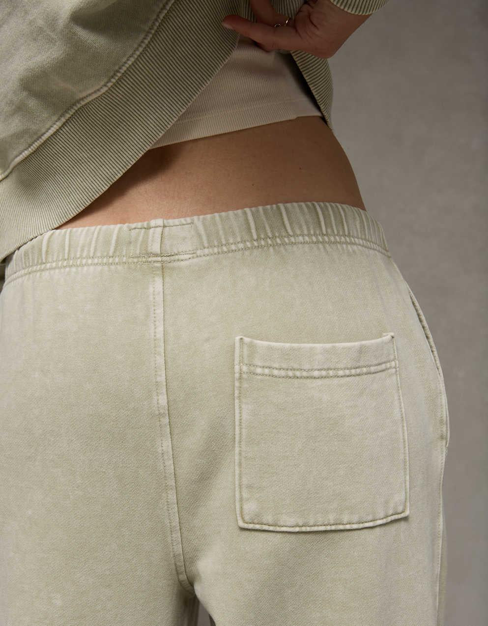 AE Everyday Luxe Wide-Leg Sweatpant
